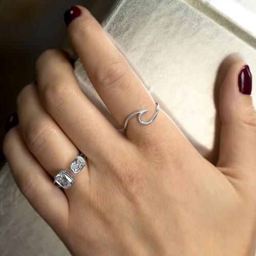 Anillo de circonio cúbico rectangular dividido de dos piedras rodio sobre plata esterlina - Imagen 2 de 2