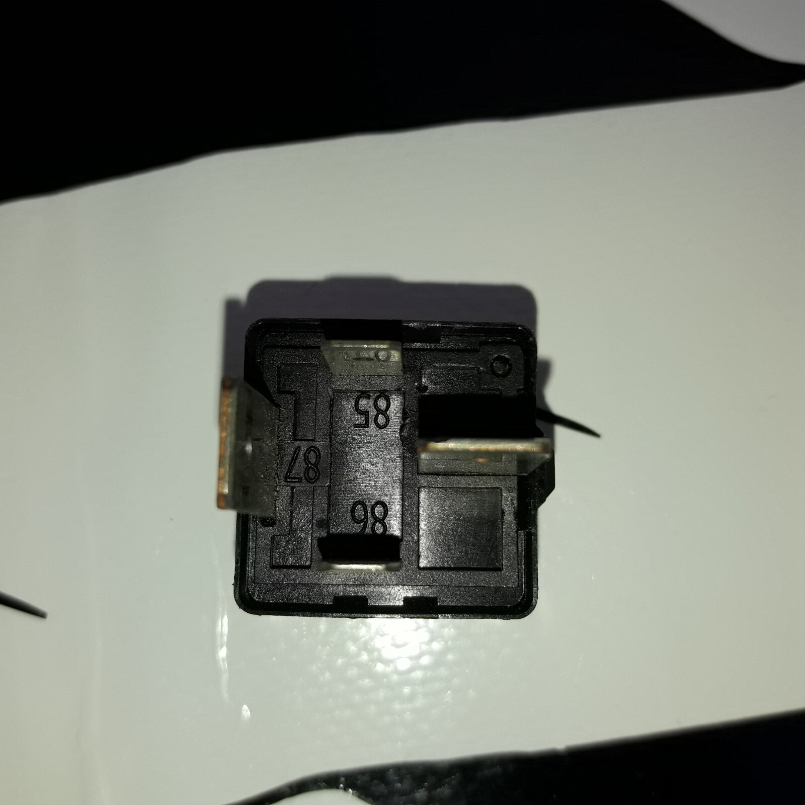 RELÉ N.460 AUDI SEAT SKODA VW 1KO951253A 1K0951253A V23134-J52-X430 | eBay