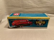 ERTL 1939 Texaco Dodge Airflow Tanker Die Cast Metal Bank