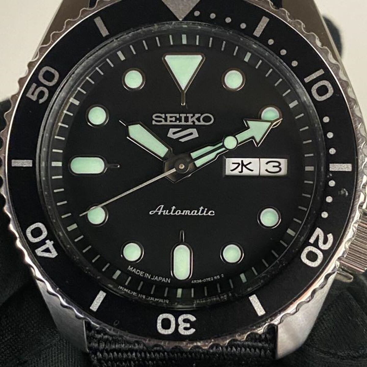 SEIKO 5 Sports Street self-winding watch 4R36-07G0 Used F/S SEIKO 5 Sports Street self-winding watch 4R36-07G0 Used F/S