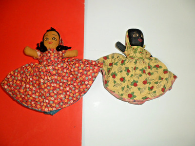 2 ANTIQUE PRIMITIVE TOPSY TURVY BLACK WHITE DOLL CLOTH PAINT & CREWEL FACE  9''
