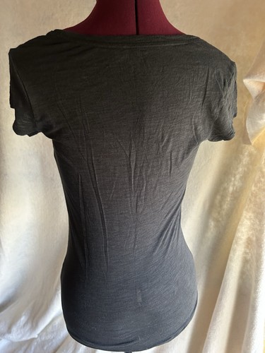 VICTORIA SECRET t-shirt maglietta lounge con tasca sinistra - Tg. S nero indossato una volta - Foto 3 di 3