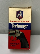 Pachmayr Presentation Model revolver grip RS6-L for a Ruger revolver