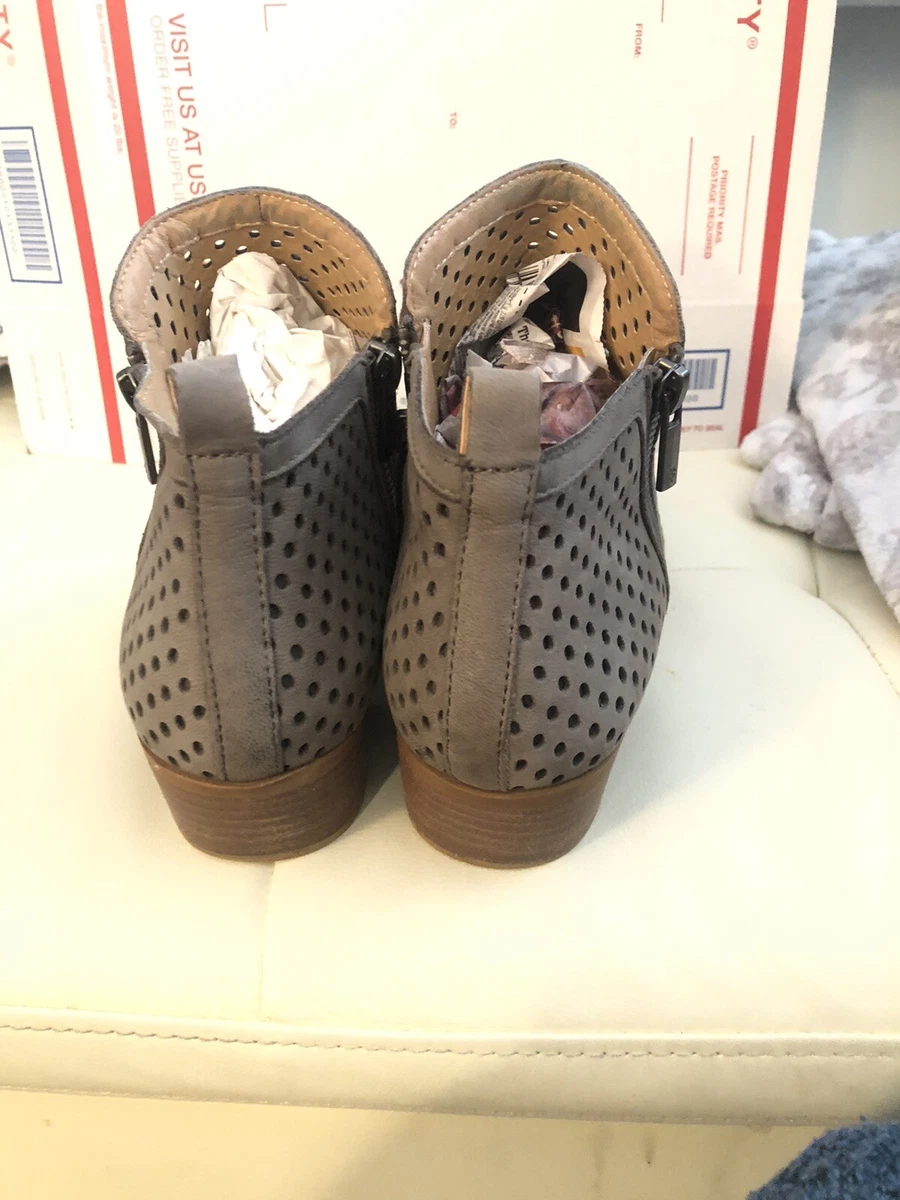 Lucky shop grey booties