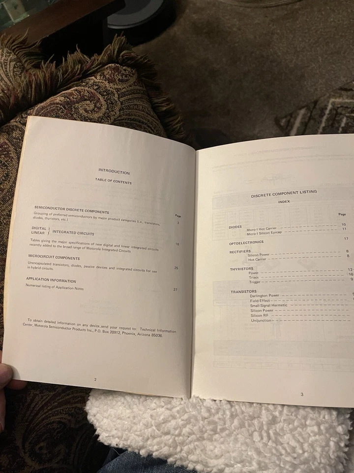 The Semiconductor Data Library By Motorola Second Edition Supplement One - Image 2 of 4