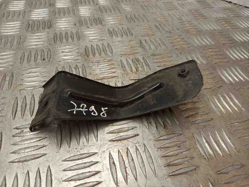 VW PASSAT B7 ALLTRACK 365 Kotflügelhalter vorne rechts 3B0821238A 1.90 30531137