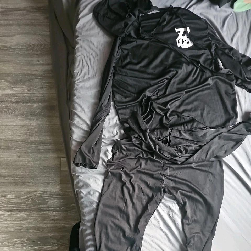 Disfraz de Halloween Ninja Negro 4 Piezas para Niño Talla M 8-10 Foto 2 de 3