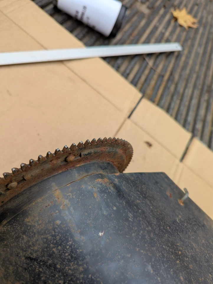 Chute de descarga vintage Gilson Snowblower 35162 Foto 3 de 4