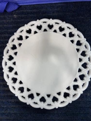 Vintage Westmoreland Milk Glass Forget Me Not Pattern Dishes Set Of Two