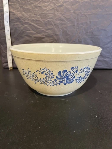 Rare Vintage PYREX Homestead Blue Floral 1-1/2 Qt #402 Small Nesting Bowl