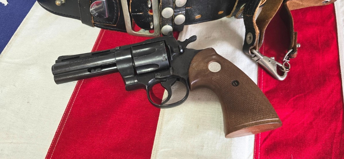 MGC Colt Police .357 Python Metal Replica Japan Model Prop MGC Colt Police .357 Python Metal Replica Japan Model Prop