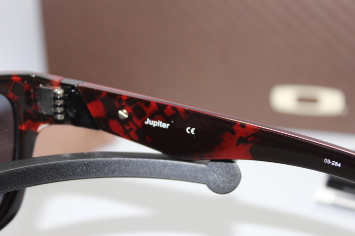 Oakley Jupiter LX Sunglasses Red Tortoise Wayfarer Frame 130mm with Case READ Oakley Jupiter Sunglasses for Sale up to 90% Off: Poshmark main image 2