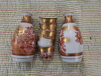 Japanese Kutani-ware Colored porcelain Gold paint Tea Cups and Sake Bottles 7pcs
