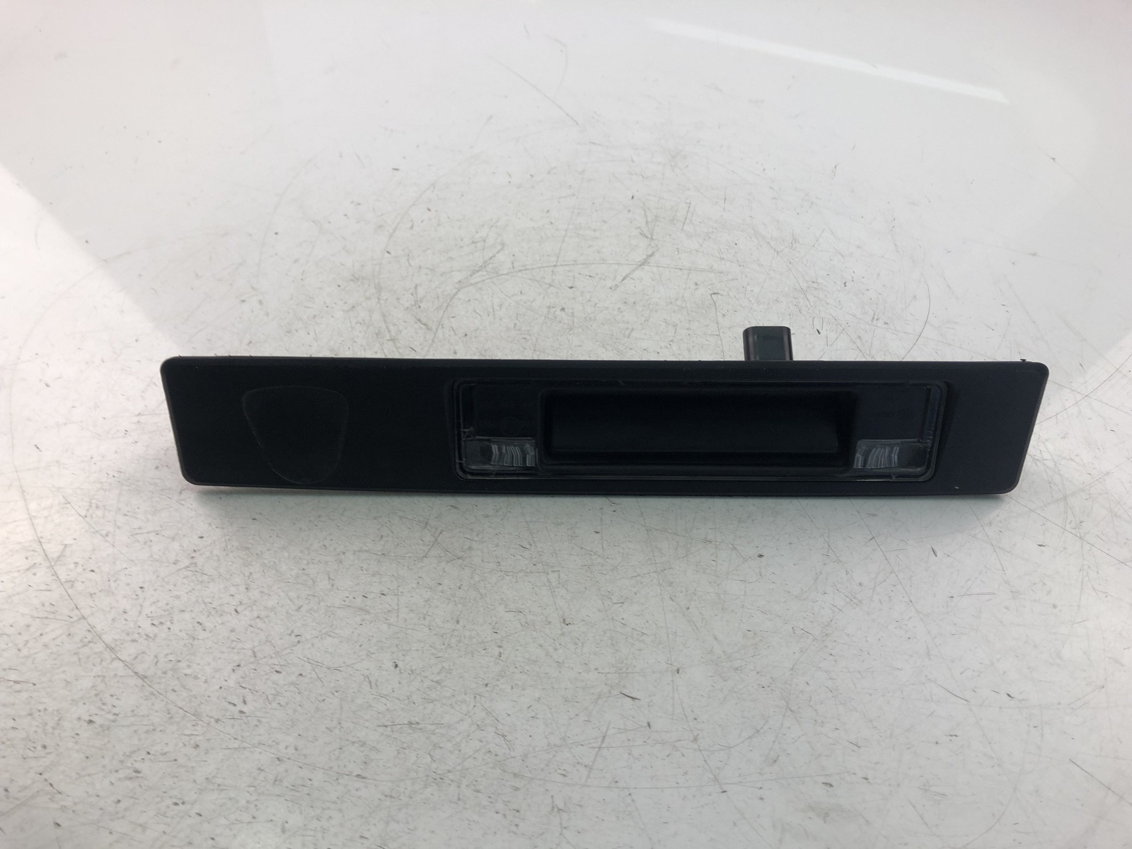 Volvo v90 s90 trunk handle microstock 31416515 S21622443508 (READ 