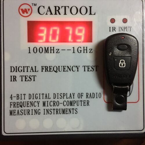 Lot 8 HYUNDAI KEY FOB KEYLESS ENTRY FCC ID OSLOKA-510T MODEL NO OKA-510T - Picture 3 of 3