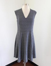 Ann Taylor Cute Navy Blue White Polka Dot Fit and Flare Dress Size 4 V-Neck