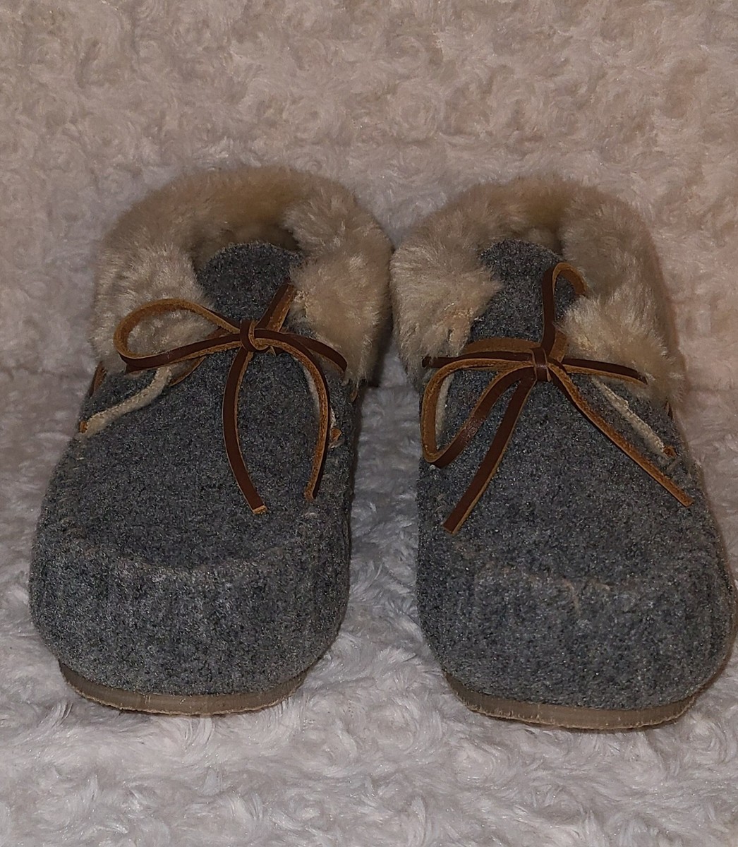 トップ まとめ Minnetonka Womens FLEECE CHRISSY Light Grey Moccasin Bootie