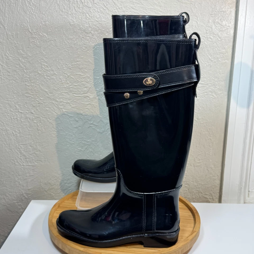 Botas de Lluvia Coach Talia 7 Altas Goma Negro Dorado Turnlock Ecuestre Y2K Preppy Foto 3 de 4