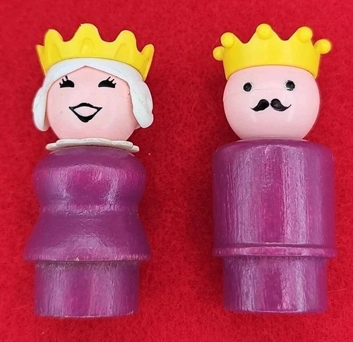 Vintage Fisher Price Little People Purple King & Queen Figures