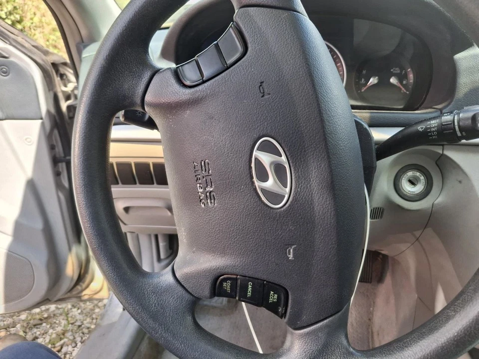 2007 Hyundai Sonata Used Manual Temperature Control 3 Knobs OEM 3670909 - Image 3 of 4