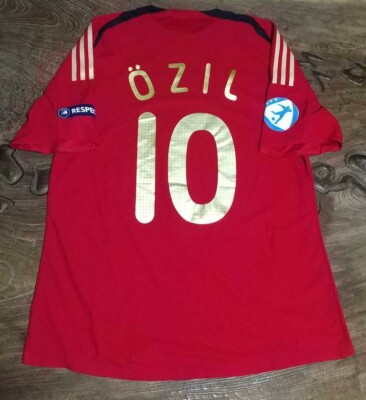 ドイツ代表ユニフォーム　エジルÖzil 8番　美品 MEN'S OZIL #8 GERMANY 2011/2012 DEUTSCHLAND SOCCER FOOTBALL