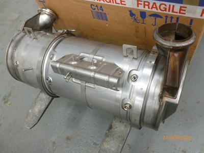 komatsu 35137185367 (Dpf) diesel particulate filter,doc servicing 