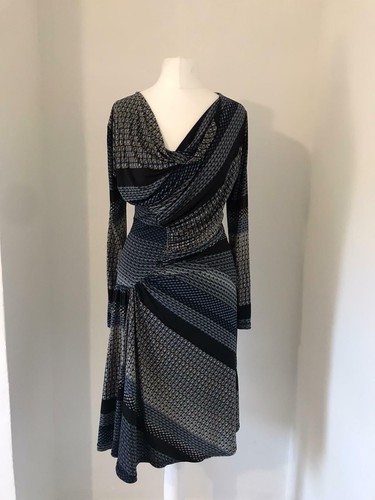 Onjenu Dress Size 8 Black Knee Length 