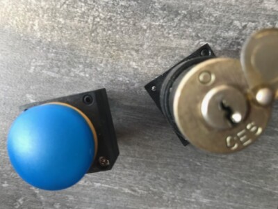 Siemens Schloss CES 3SB3000-4MD01-Z  und Leuchte