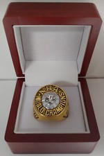 Willis Reed Rookie Card Guide and Checklist 21