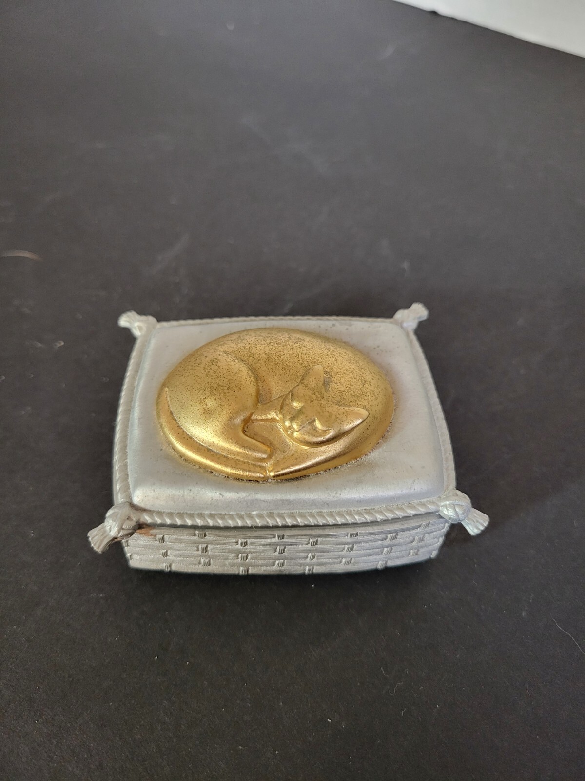 Picture 1 of 4