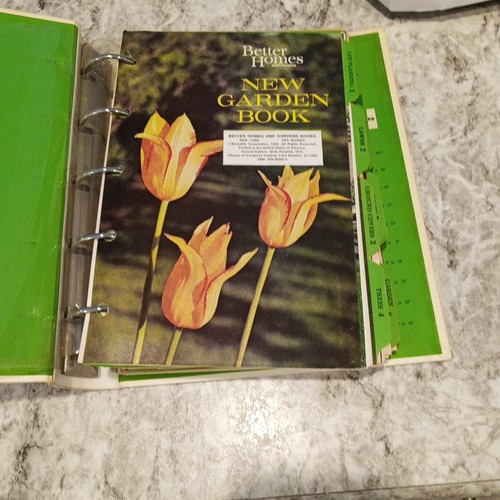 Better Homes & Gardens 'New Garden Book' 1974 5-ring Binder 6th Print lawn plans - Picture 12 of 22