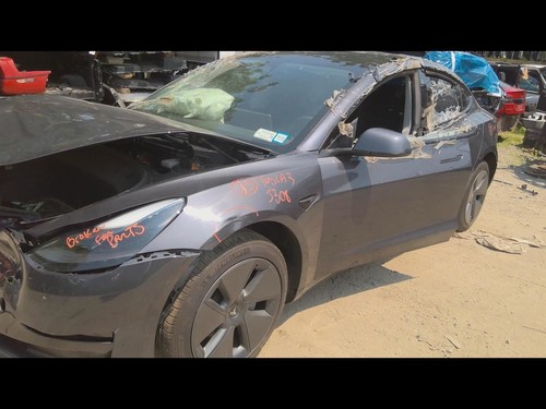 TESLA 3 2023 Fuel Filler Door 643595 - Picture 5 of 12
