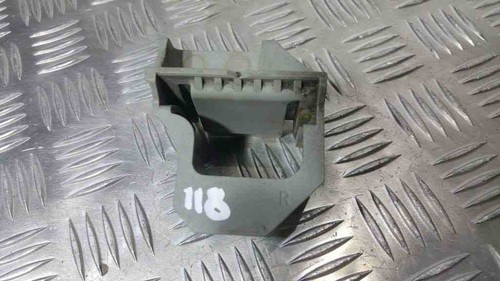 BMW 1 E87 Kühlerhalter 7526444 1.60 Petrol 2005 31336709