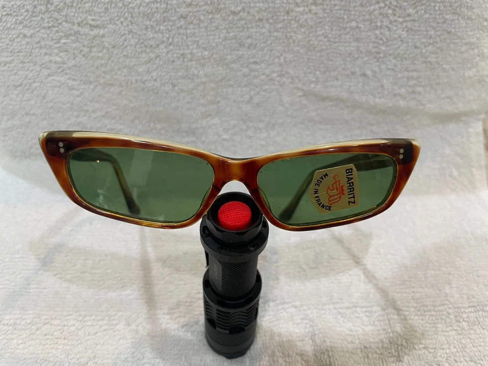 Gafas de sol vintage francesas ojo de gato Biarritz punk, mod, ¡excelente! - Imagen 1 de 4