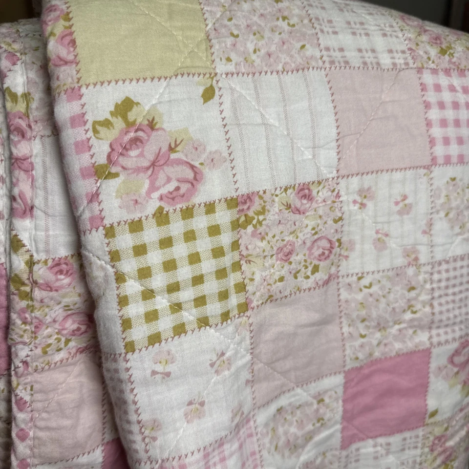 Vintage Quilted Patch Baby Girl Blanket Light Weight Pink & Greens Chic - Image 2 of 4
