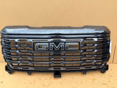 2022-2024 Gmc Sierra 1500 Denali Ultimate Front Grille W/Cam OEM 85622641 G66