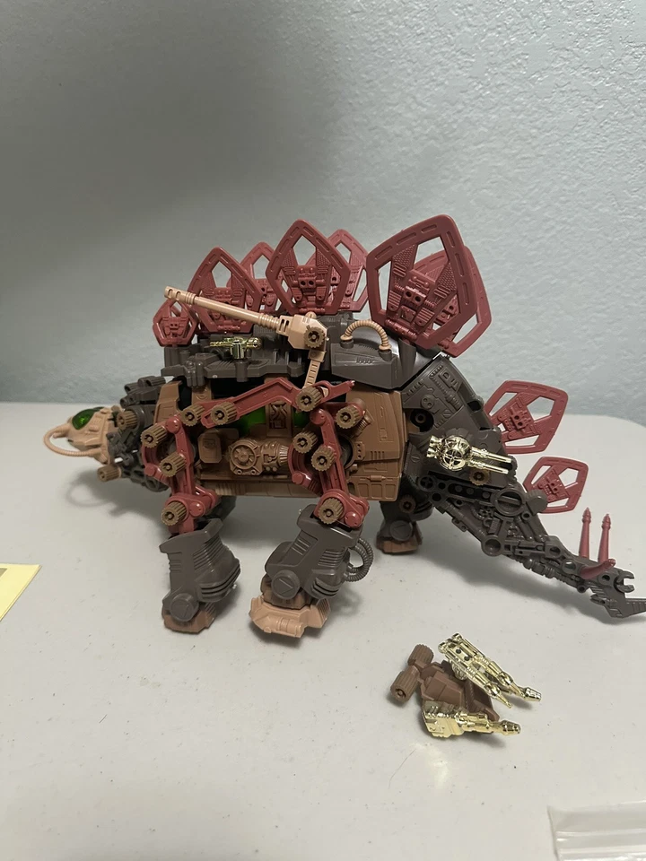 Raro ROBO STRUX GORDOX TOMY años 80 DE COLECCIÓN faltan algunas piezas Foto 2 de 4