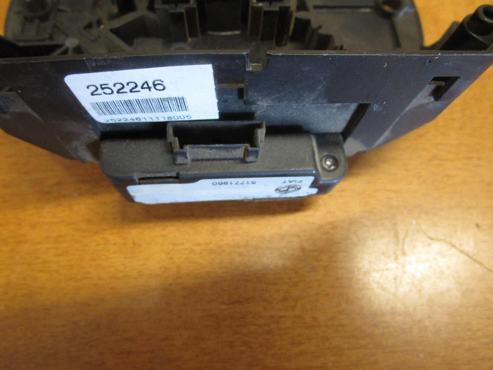 Ferrari 458,F12,FF- Steering Sensor With Bracket - P/N 252246