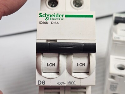 LOT OF 2 SCHNEIDER ELECTRIC CIRCUIT BREAKER IC60N D6A 6 A AMP 2P 2