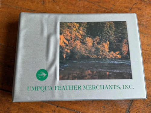 FLY PATTERNS OF UMPQUA FEATHER MERCHANTS THE WORLDS BEST 1500 FLIES photos tie