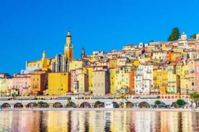 Wandbild: Blick auf die Altstadt von Menton, Provence-Alpes-Côte d Azur [...]