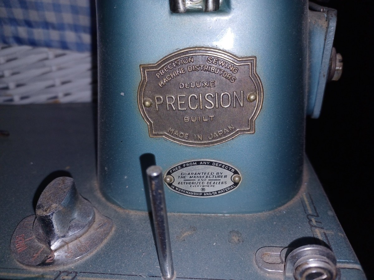 Vintage Deluxe Kingston Sewing Machine | eBay