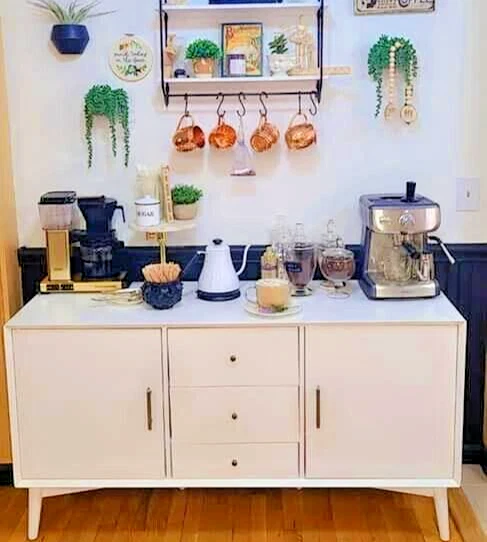 Moccamaster KBGV Coffeemaker with Glass Carafe - Brushed Gold - Image 3 of 4