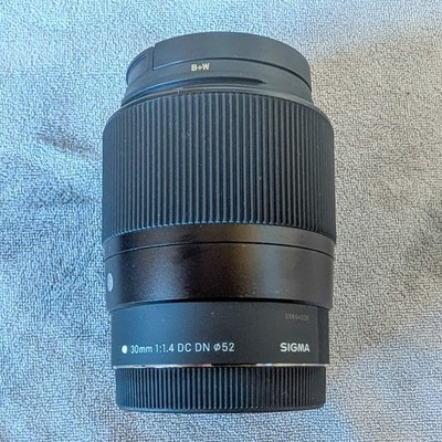 Sigma 30mm F1.4 DC DN Contemporary Objektiv Canon EF-M wie neu
