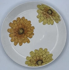 VTG Johnson Brothers Ironstone 6” Plate Snowhite Chrysanthemum Flower England