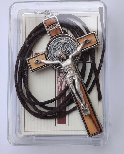 "Collar Colgante Cruz Cristiana Cruz Crucifijo de Madera de Oliva San Benito de 3""" - Imagen 5 de 7