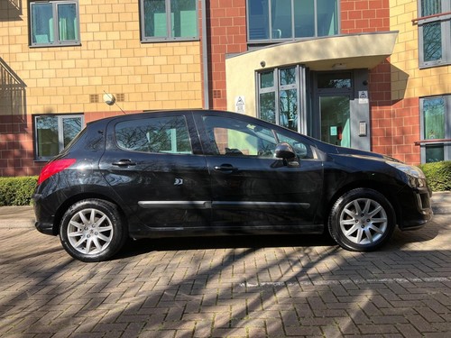 2010 Peugeot 308 1.4 VTi Verve 5dr HATCHBACK Petrol Manual - Picture 10 of 20