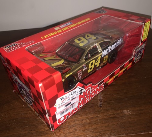 Racing Champions Bill Elliot #94 Gold McDonald's 50th Anniversary 1:24 Die Cast - Picture 2 of 3