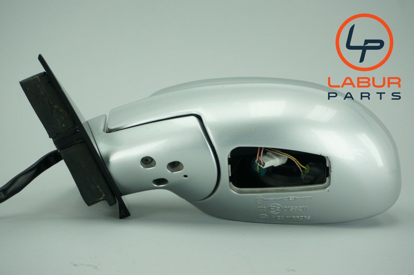 M139 03-08 Maserati Quattroporte Front Left Door Rear View Mirror Silver C1446