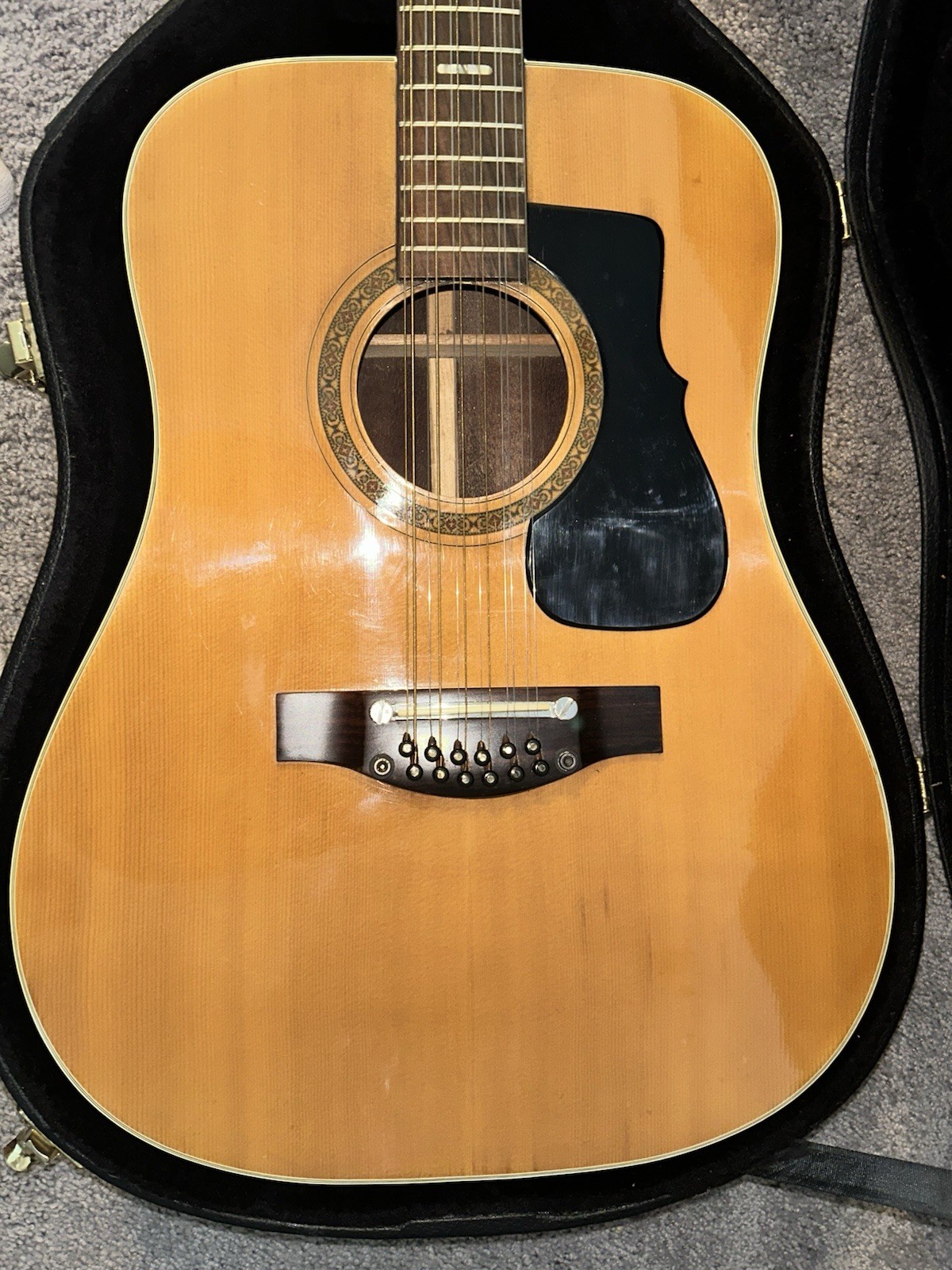 Madeira by Guild Vintage 12-String Acoustic Guitar Natural w /  Hard Case